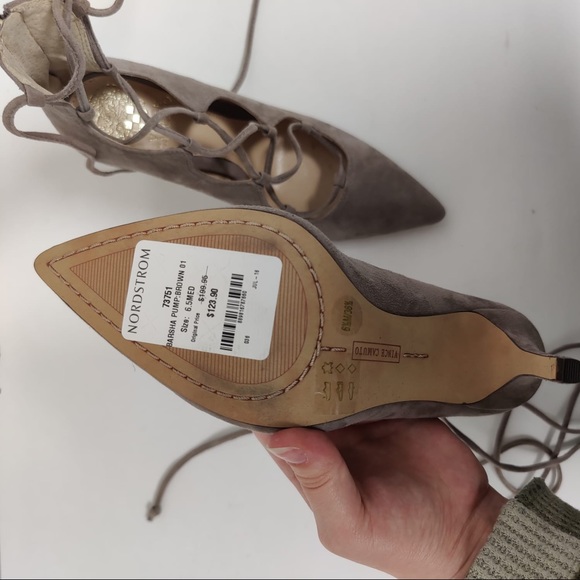 NWT: Vince Camuto Beige Suede Lace Up Pumps - Picture 8 of 10
